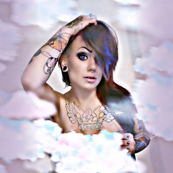 Meet your Posher, Kate - Picture 1 of 1